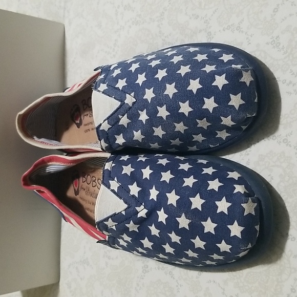 BOBS from Skechers Women' s Red/white/blue Slip On Shoes 9 - Picture 1 of 7